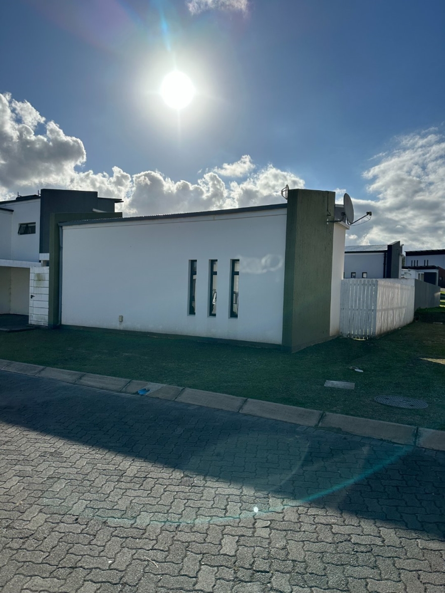 2 Bedroom Property for Sale in Nahoon Valley Park Eastern Cape